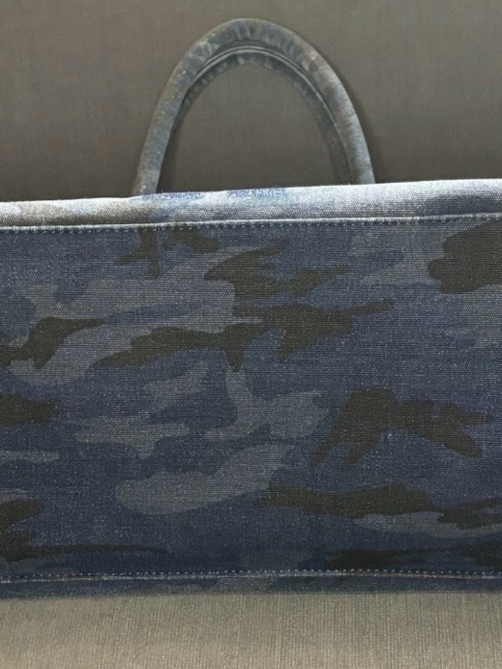 Koala Kanvas Blue Denim Camo Large Tote with Blue Glitter Front Stripes! ๐GUC๐ - Picture 6 of 16